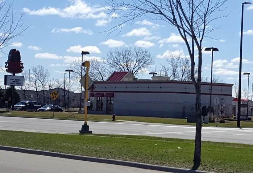 Travelers Lodge Motel Marshall