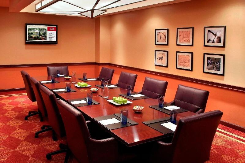 فندق Trumbull Marriott Shelton
