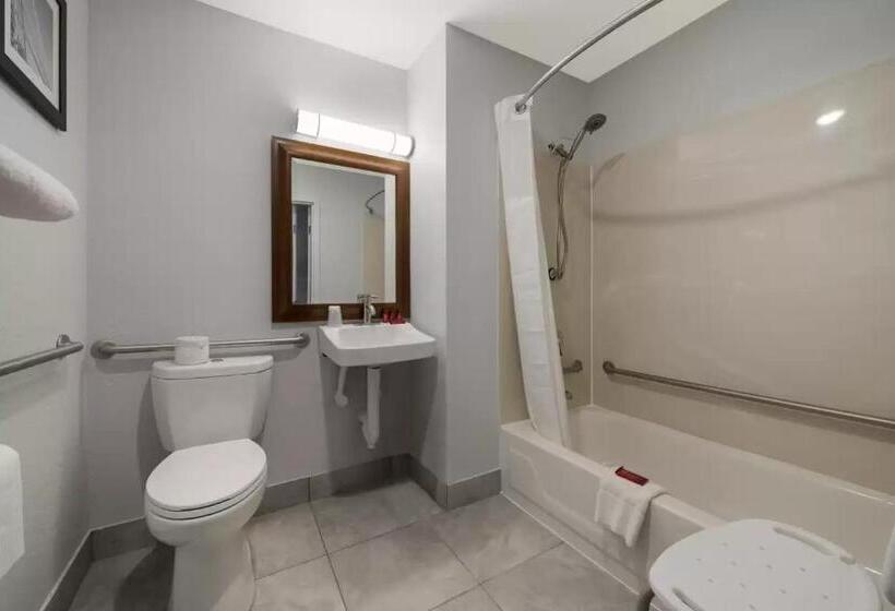 فندق Quality Inn West Lafayette   University Area