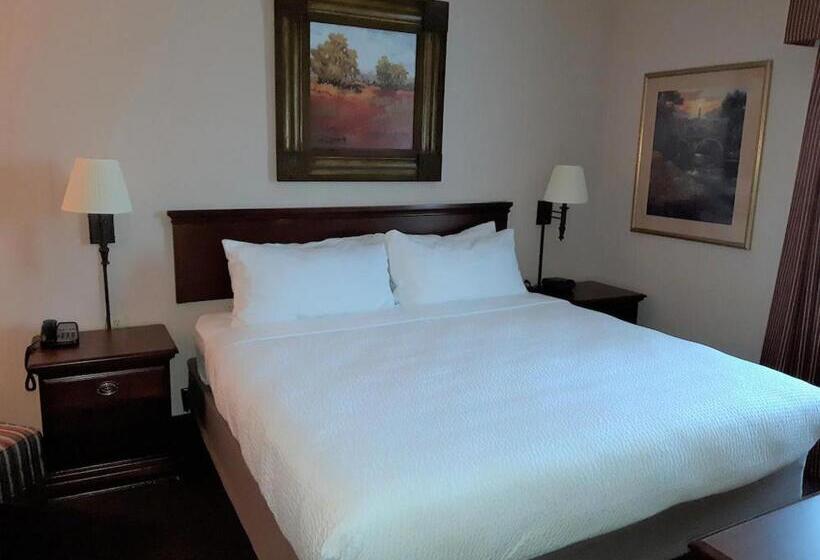 فندق Quality Inn West Lafayette   University Area