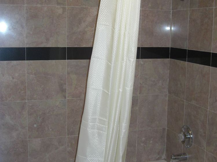 Отель Travelodge By Wyndham El Centro