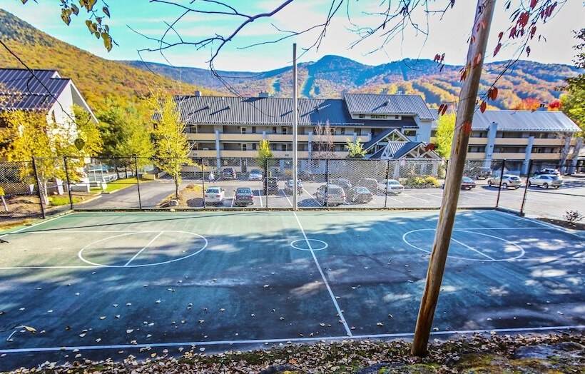 هتل The Village Of Loon Mountain