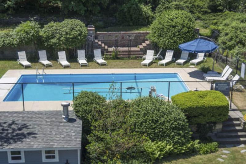 Отель Yankee Clipper Inn