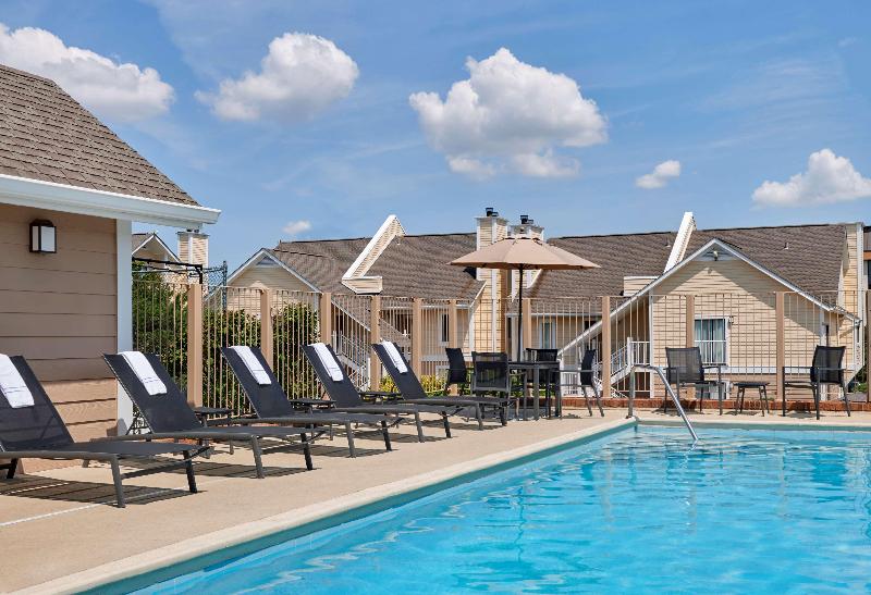 اقامتگاه Sonesta Es Suites Ann Arbor