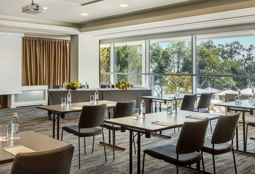 هتل Ambasador  Liburnia