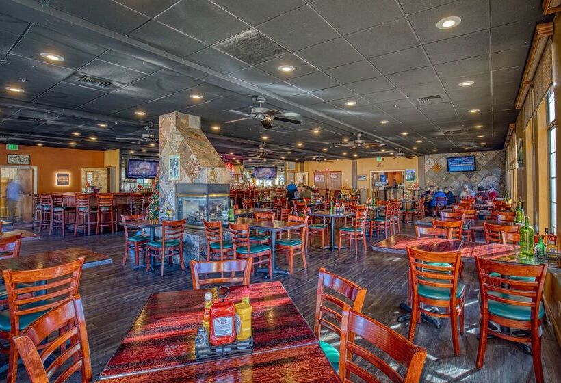 Отель Best Western Green Valley Inn