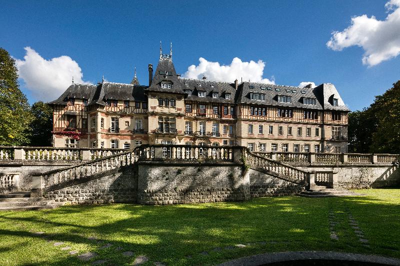 هتل Chateau De Montvillargenne