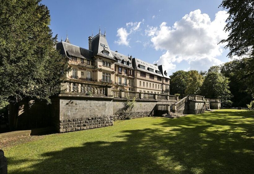 هتل Chateau De Montvillargenne