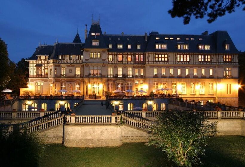 هتل Chateau De Montvillargenne