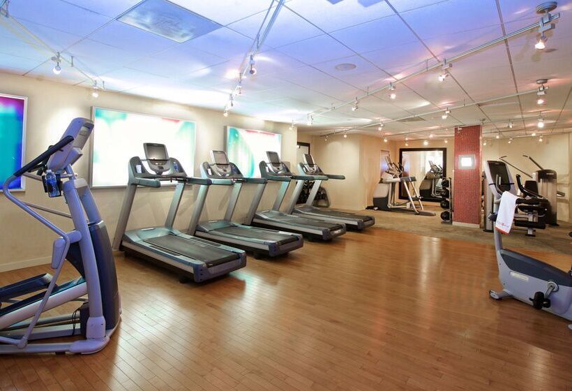 هتل Hyatt Regency Crystal City At Reagan National Airport