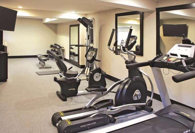 هتل Mission View Inn & Suites San Diego Sea World   Zoo