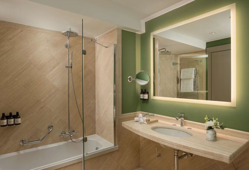 호텔 NH Collection Milano Touring