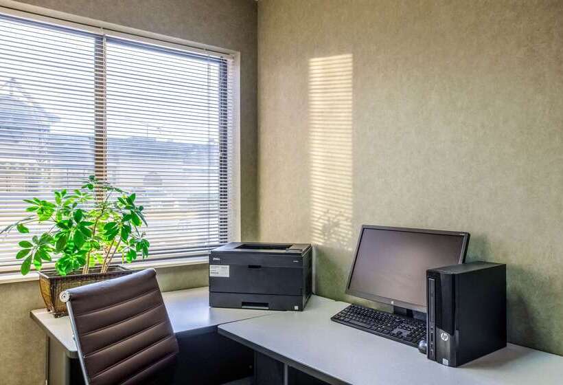 هتل Country Inn & Suites By Radisson, Muskegon, Mi