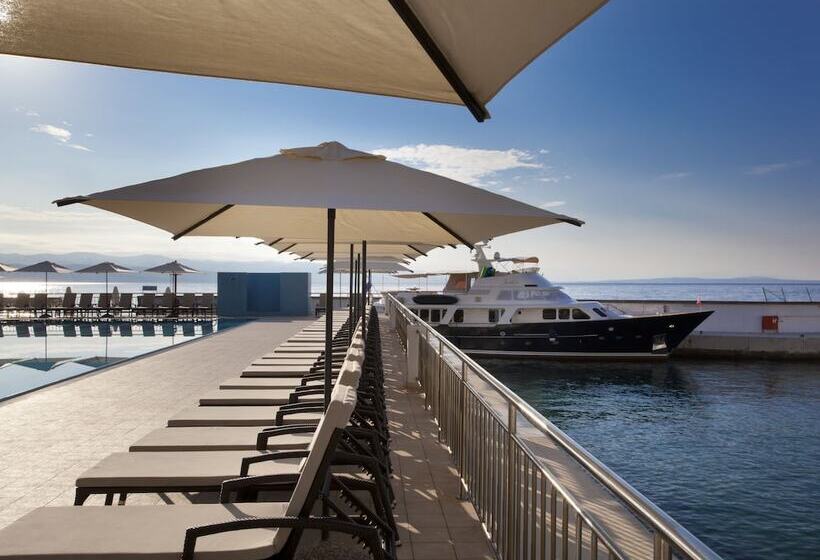 هتل Admiral   Liburnia