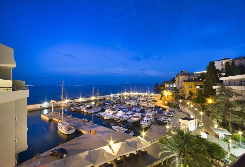 هتل Admiral   Liburnia