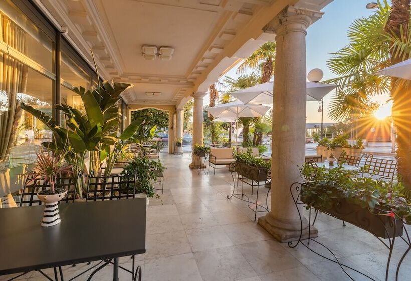 هتل Palace Bellevue   Liburnia