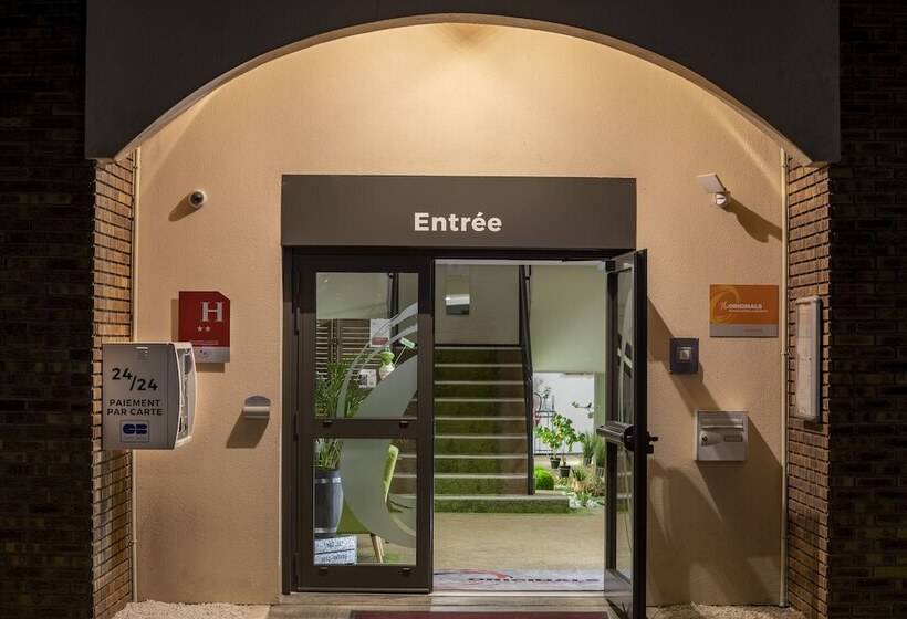 בית מלון כפרי The Originals Access, Bourges Nord Saintdoulchard