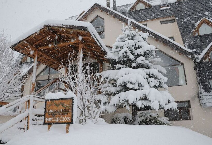 Village Catedral Hotel & Spa