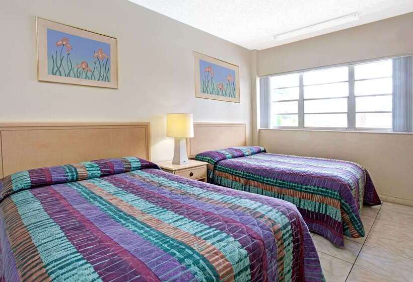 مُتل Knights Inn Hallandale