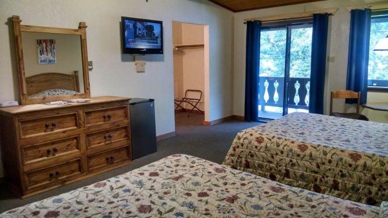 فندق Alpine Lodge Red River