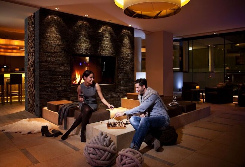 هتل Bergland Design  Und Wellness