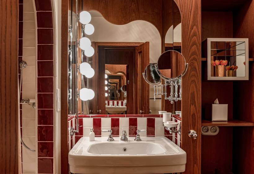 هتل Château Des Fleurs Hôtel & Spa Paris