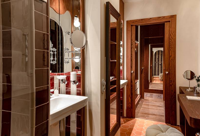 هتل Château Des Fleurs Hôtel & Spa Paris