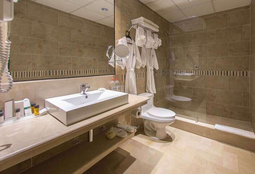 Grand Hotel Guayaquil, Ascend Hotel Collection