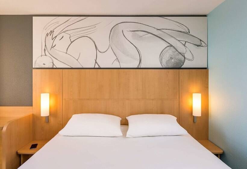 בית מלון כפרי Ibis Roscoff