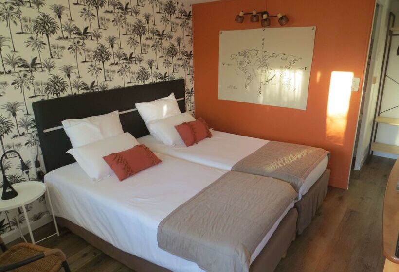 ホテル Hôtel Kyriad Cap Sud