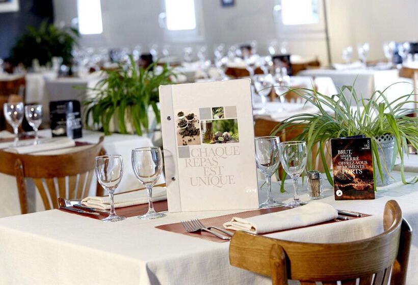 Отель Hôtel Restaurant Kyriad Mulhouse Nord Illzach