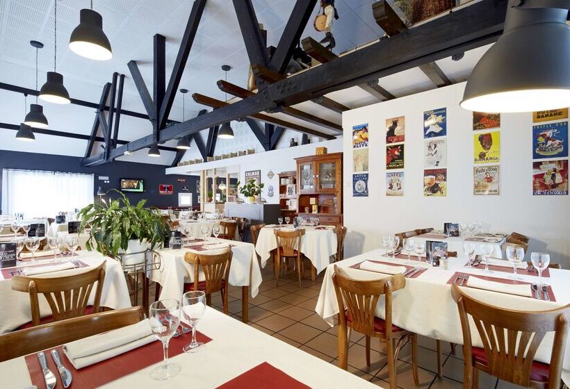 Отель Hôtel Restaurant Kyriad Mulhouse Nord Illzach