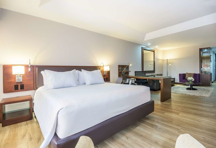 هتل NH Collection Bogota Wtc Royal