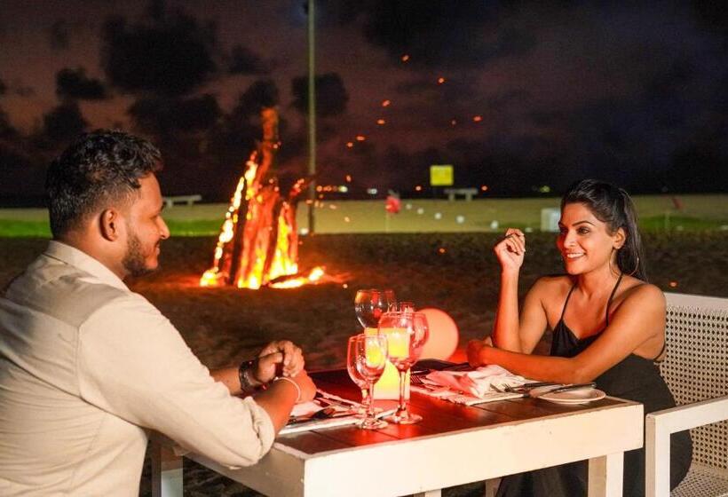 酒店 Pegasus Reef   A Beach Resort In Colombo