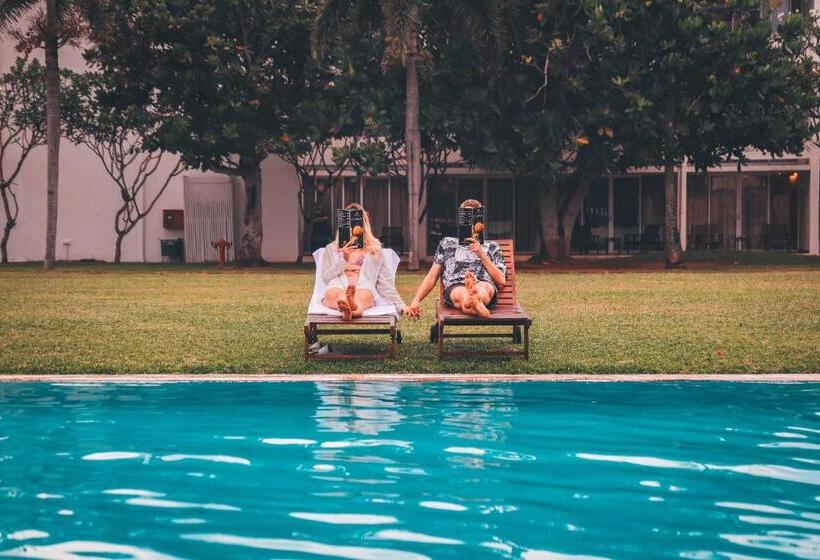 酒店 Pegasus Reef   A Beach Resort In Colombo