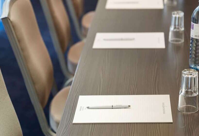 هتل Rathauspark Wien, A Member Of Radisson Individuals