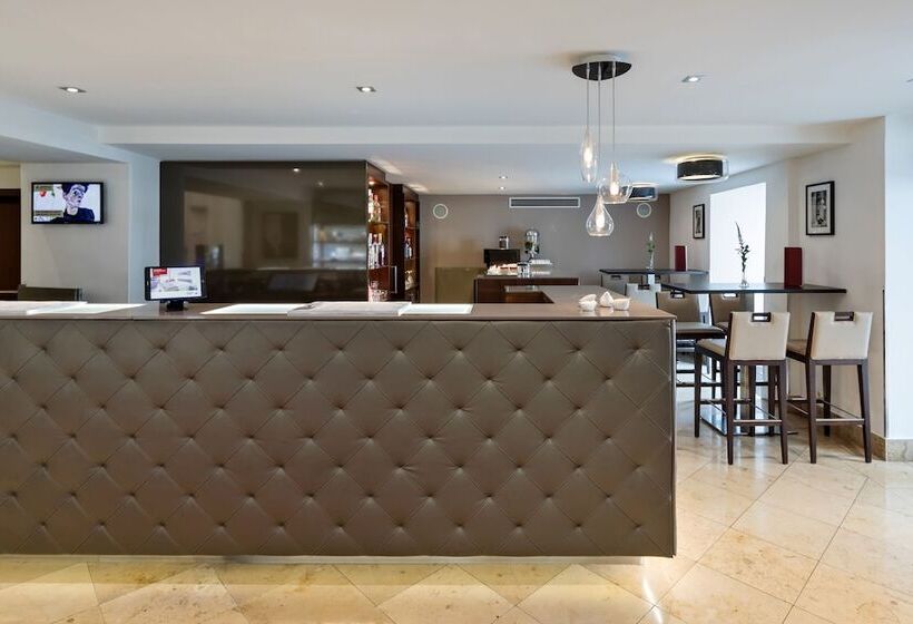 هتل Rathauspark Wien, A Member Of Radisson Individuals