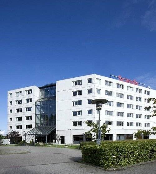 هتل Scandic Aarhus Vest