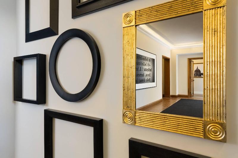 هتل Sina Villa Medici, Autograph Collection