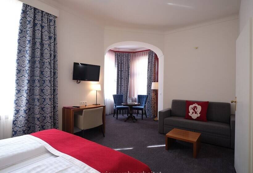 هتل Villa Carlton   Adults Only