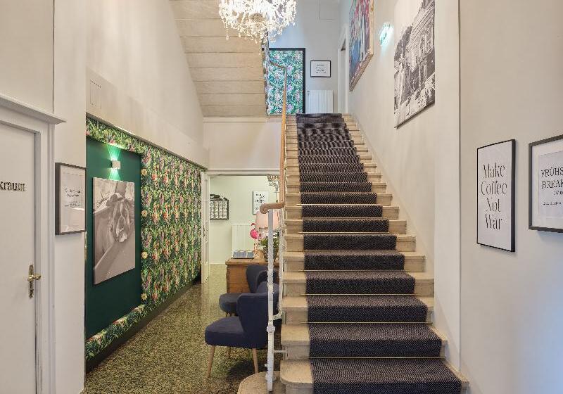 هتل Villa Carlton   Adults Only