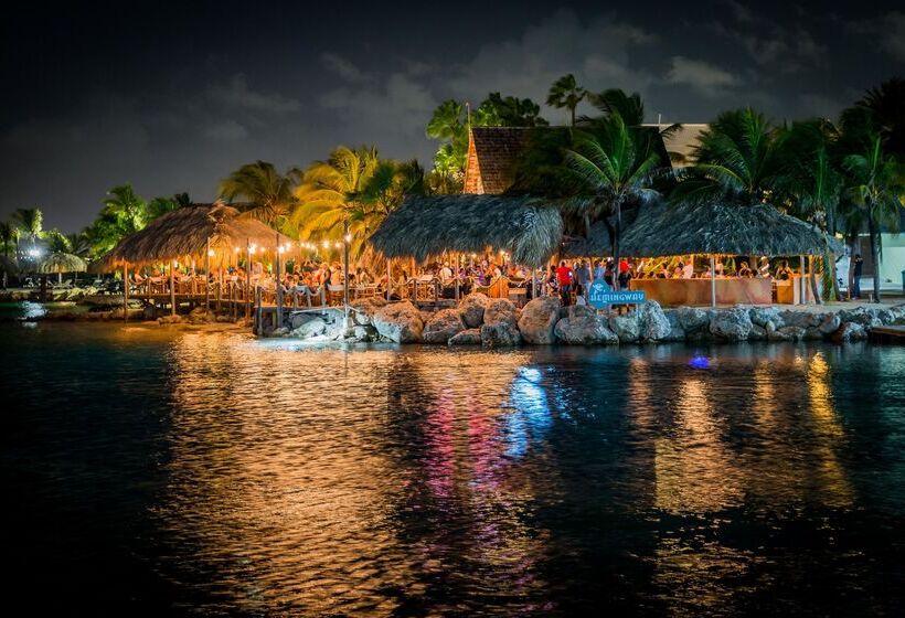 Lionsdive Beach Resort