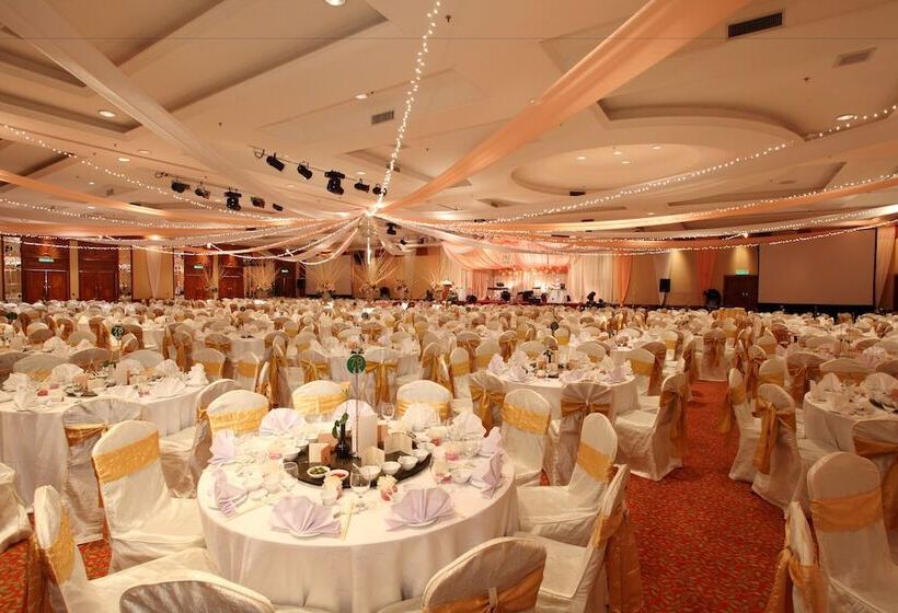 Bayview Beach Resort