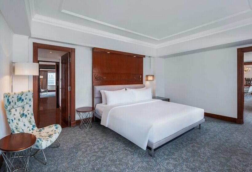 هتل Le Meridien Jakarta