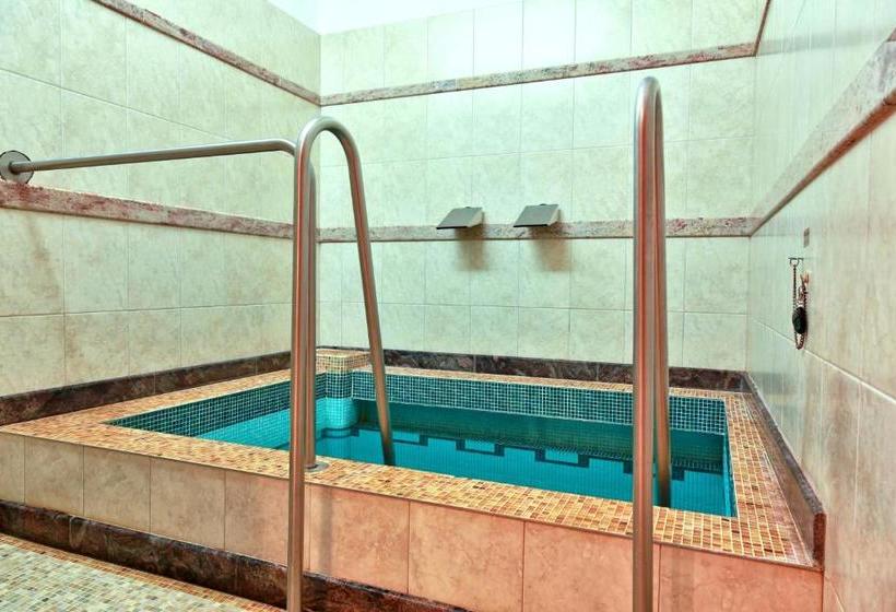 هتل Top  Agricola