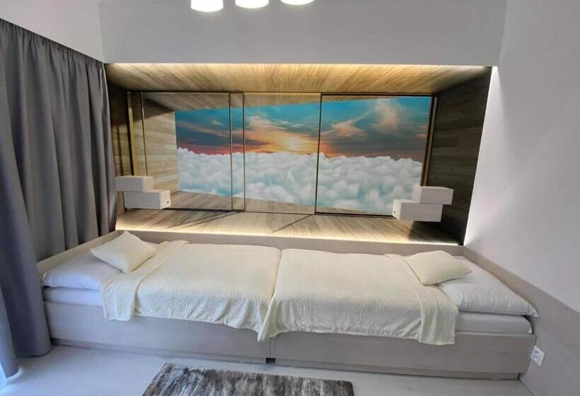 فندق Artin