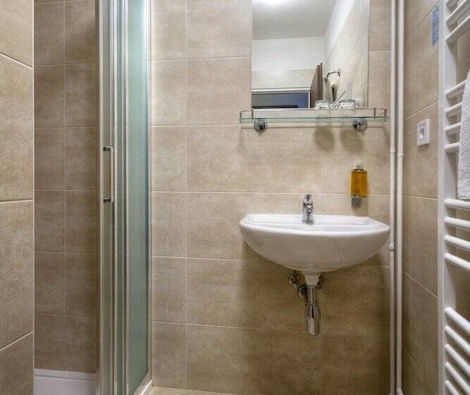 בית מלון כפרי Harmony