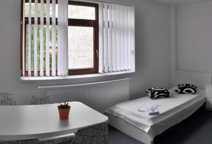 هتل Pension Pod Věží