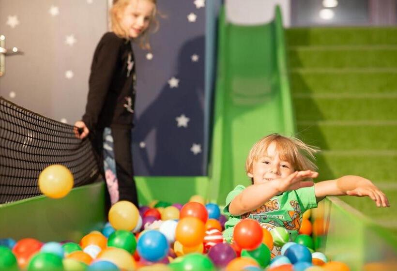 هتل Orea Resort Sklář Harrachov