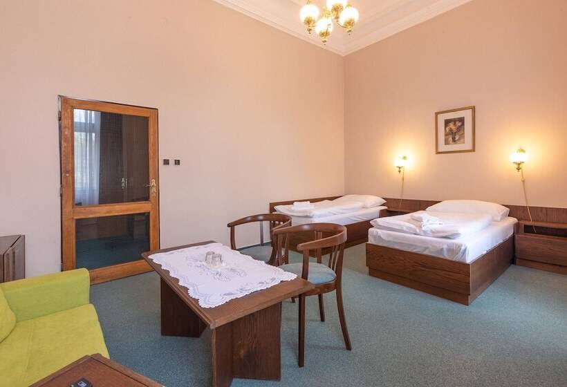 هتل Slovan Plzeň